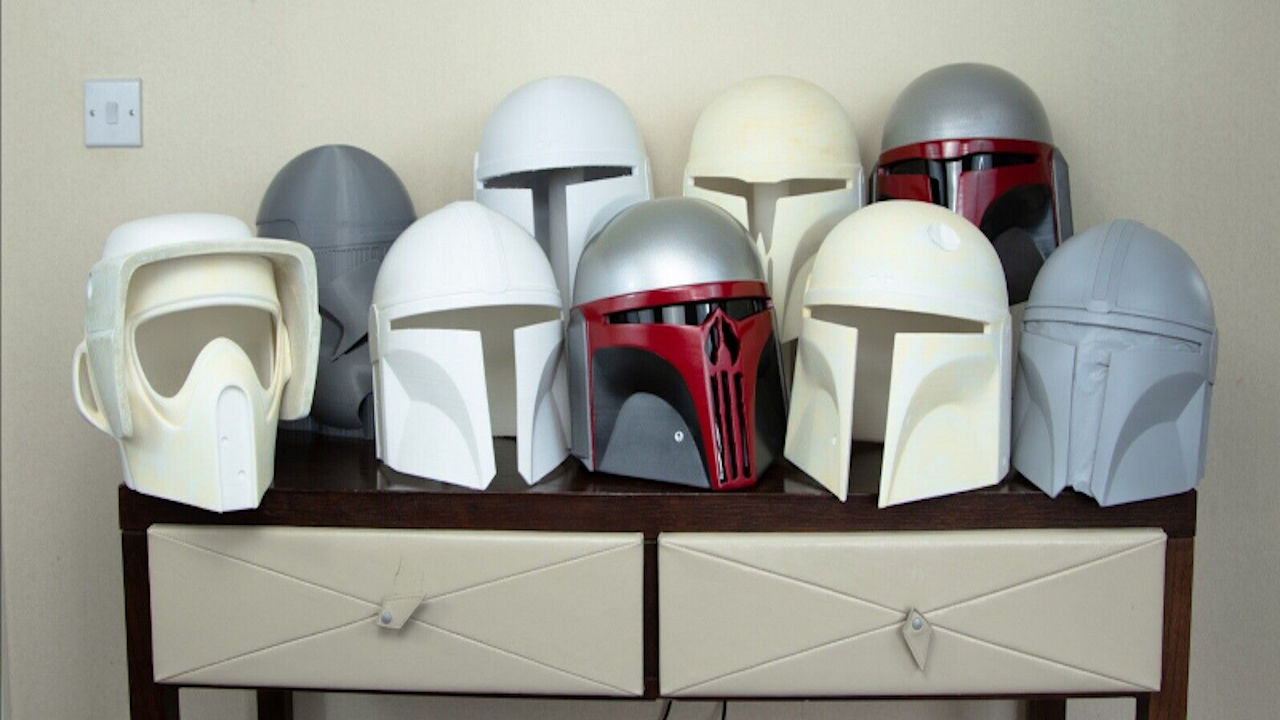 3D Printed Mandalorian Helmet Featured Image