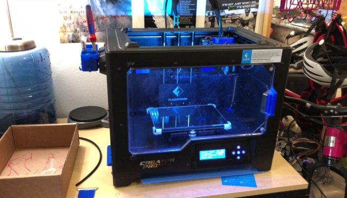 the flashforge creator pro comes assembled so can be used by beginner 3D printers without any expertise