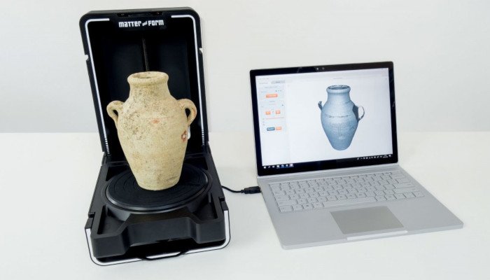 matter and form v2 3d scanning a vase