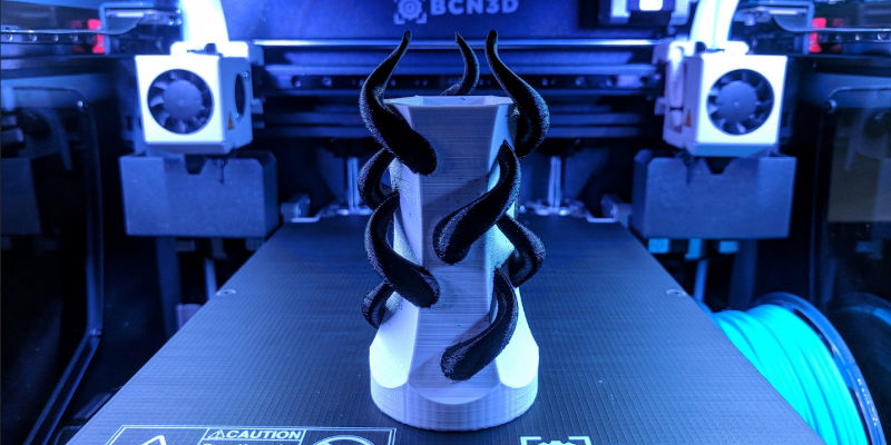 3D Printed Tendril Vase