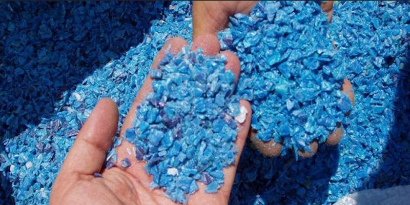 Shredded plastic waste 